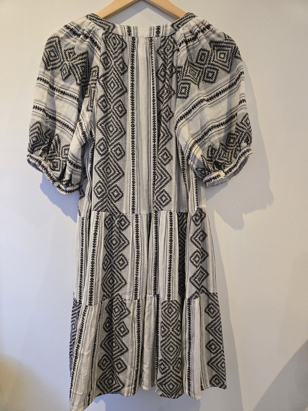 Velvet by Graham and Spencer Sophie Dress Size Small - Picture 7 of 8